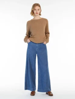 Cable-knit sweater in cotton yarn