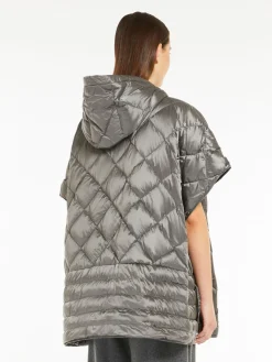 Cape with hood in water-repellent canvas