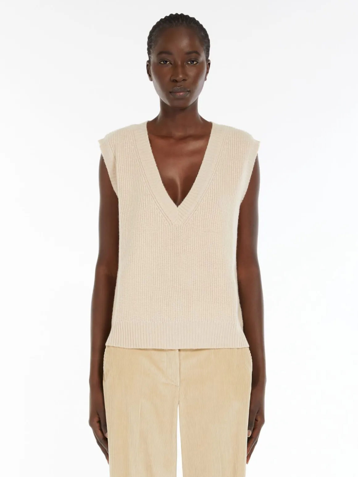 Cashmere yarn gilet