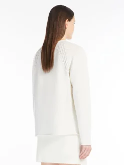 Cashmere yarn jumper