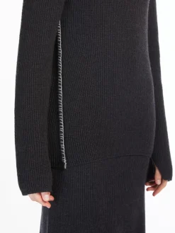Crater-neck wool jumper