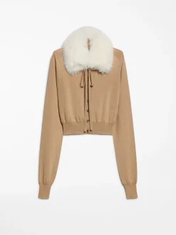 Detachable-collar cardigan