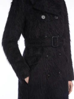 Double-breasted coat in long-pile fabric
