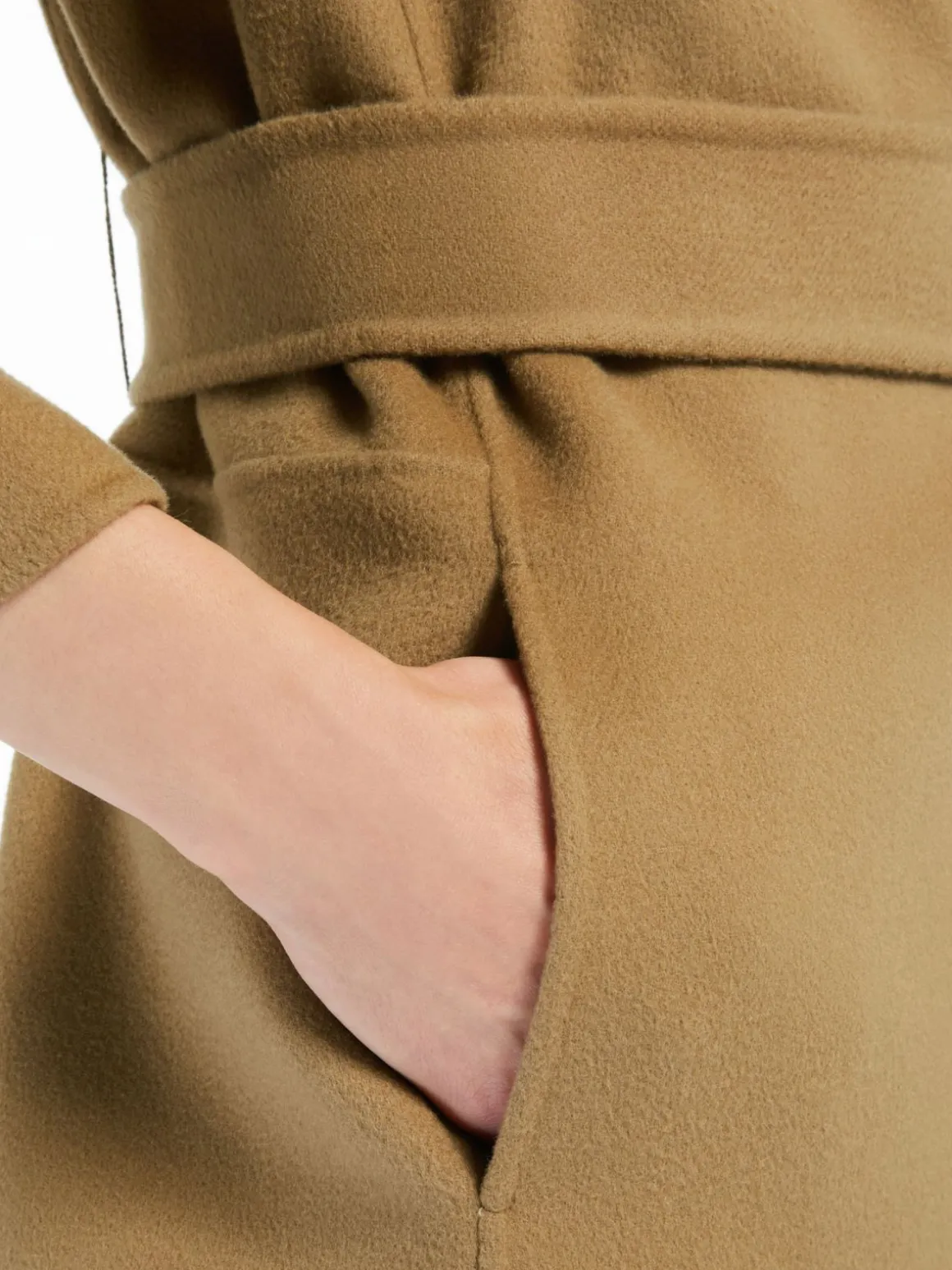 Double-faced short wool coat