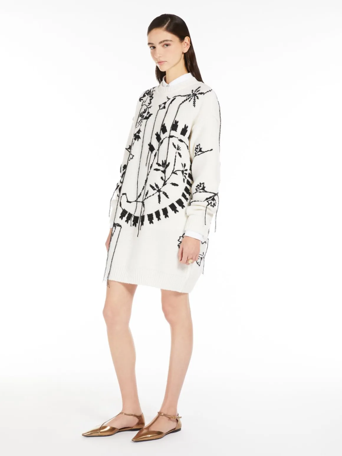 Embroidered wool and cashmere dress