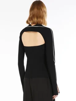 Fitted jumper with contrasting trims
