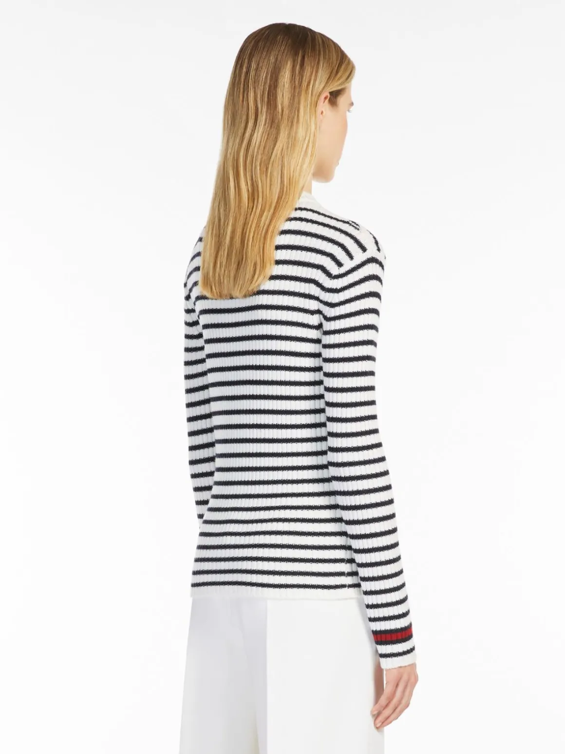 Fitted wool jumper