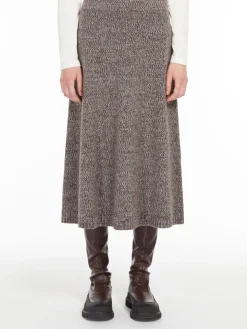 Flared wool skirt
