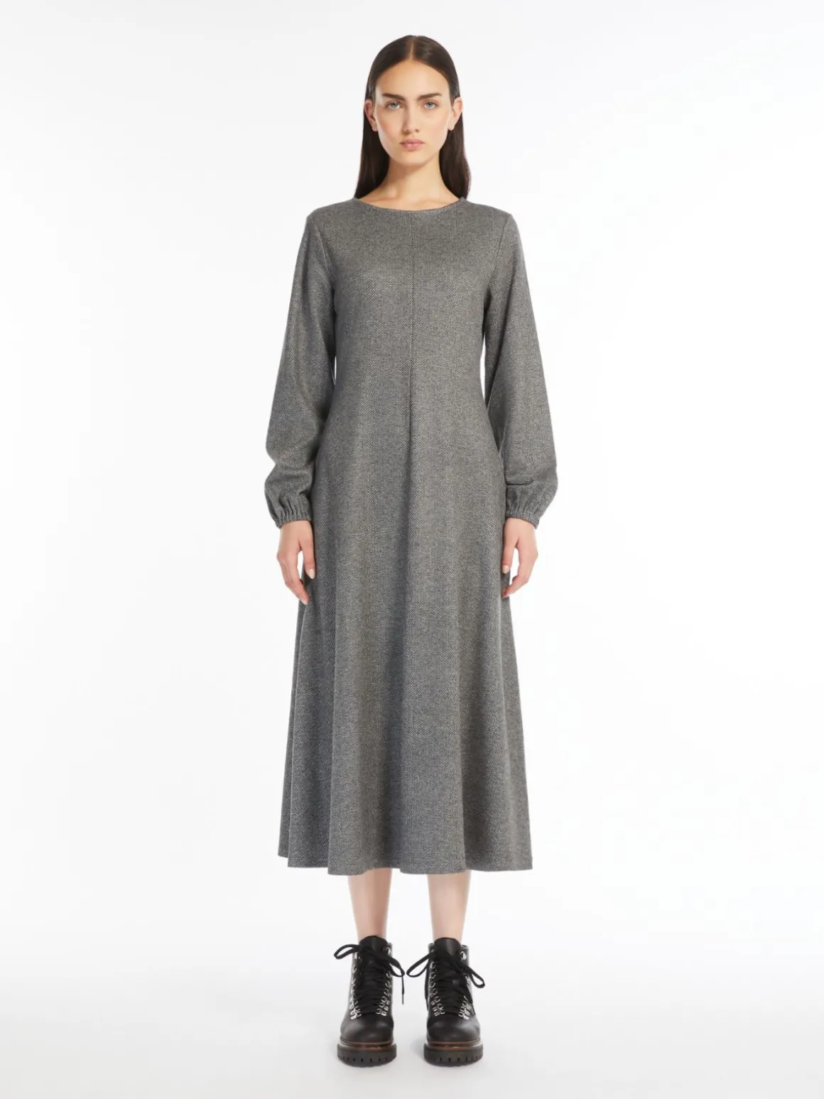 Flowing jacquard jersey dress