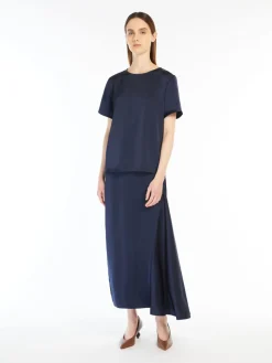 Fluid satin skirt
