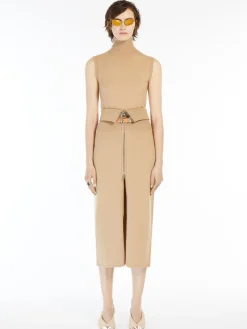 High-waisted knit skirt