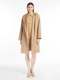 Hooded wool coat