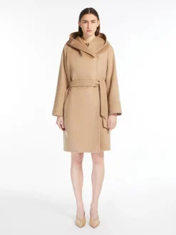 Hooded wool coat