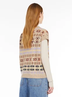 Jacquard alpaca and wool gilet
