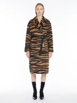 Jacquard alpaca and wool coat