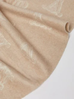 Jacquard cashmere stole