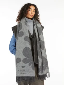 Jacquard wool stole