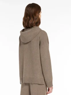 Knitted hoodie
