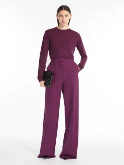 Lightweight cashmere jumper