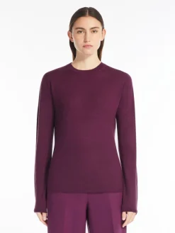 Lightweight cashmere jumper