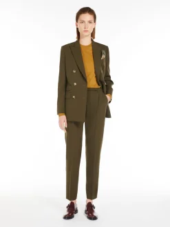 Lightweight cashmere jumper