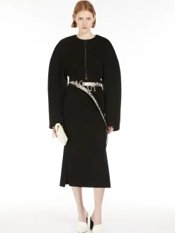 Long skirt with slits