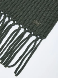 Long wool scarf