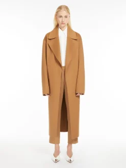 Low-rise bell-bottom trousers