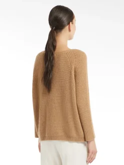 Mohair yarn sweater