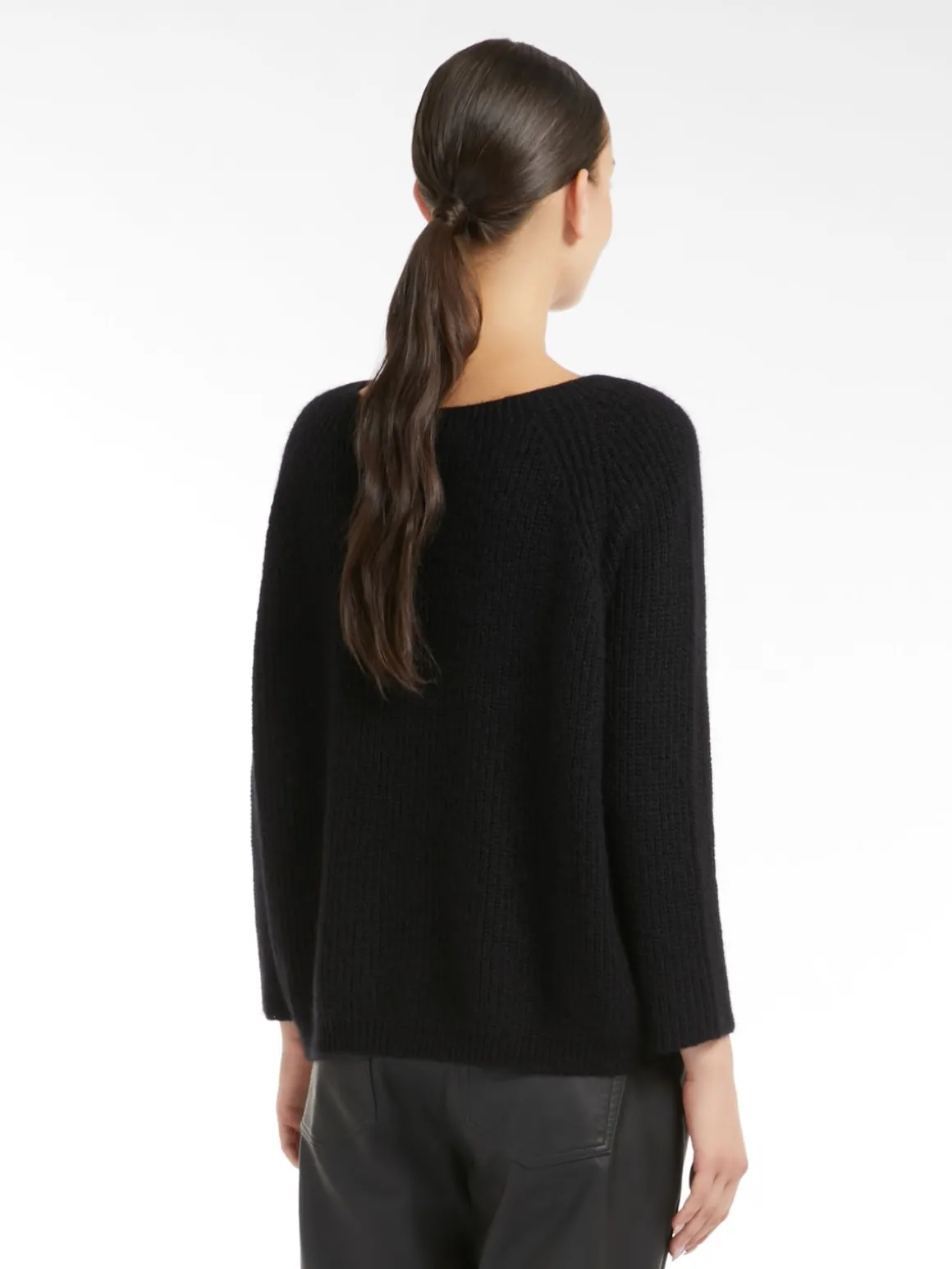 Mohair yarn sweater