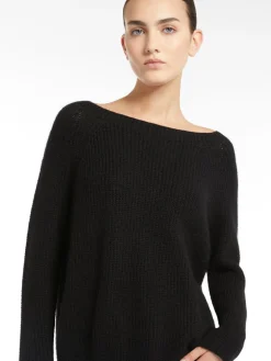 Mohair yarn sweater