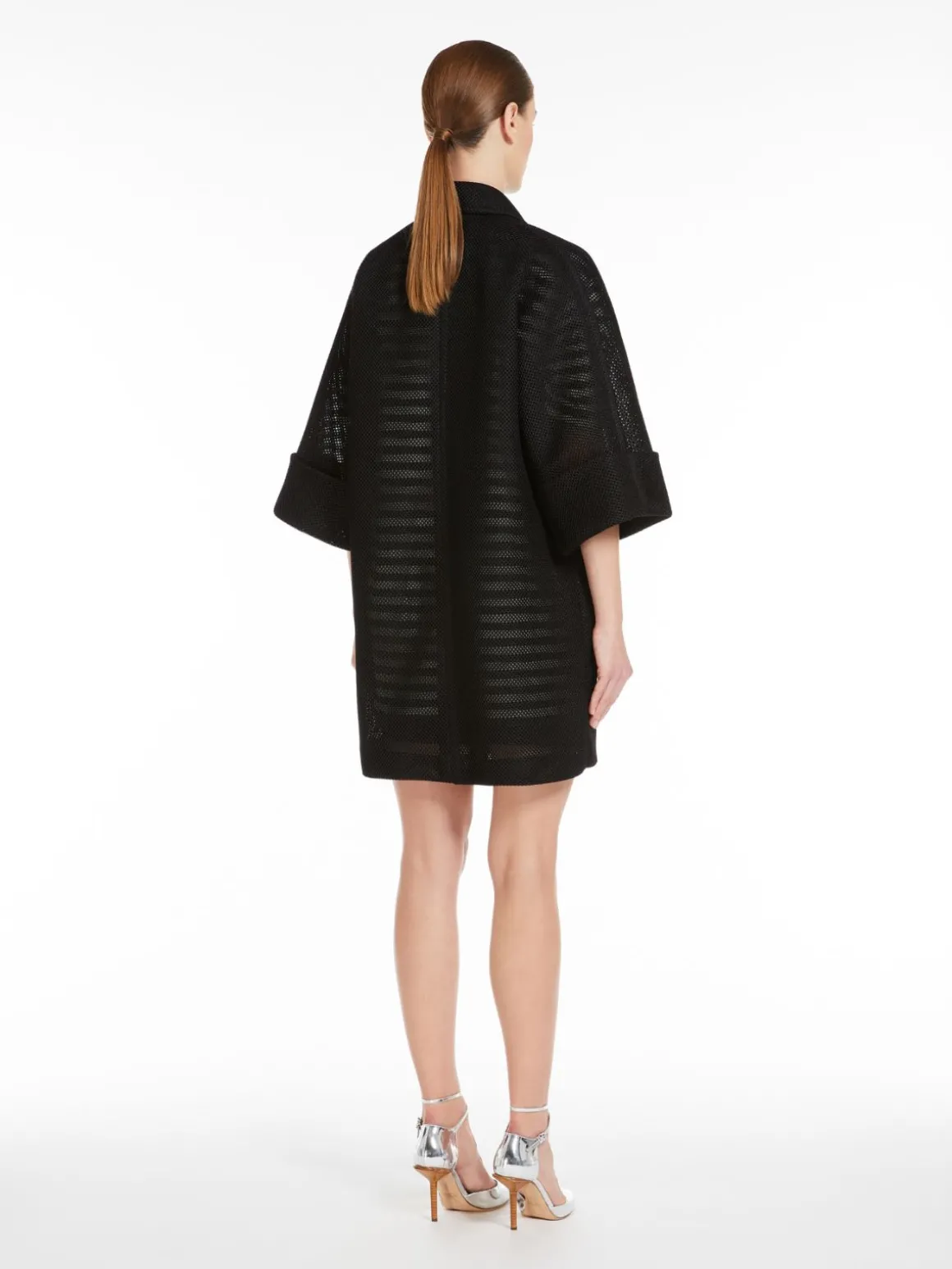 Oversized coat in mesh jersey