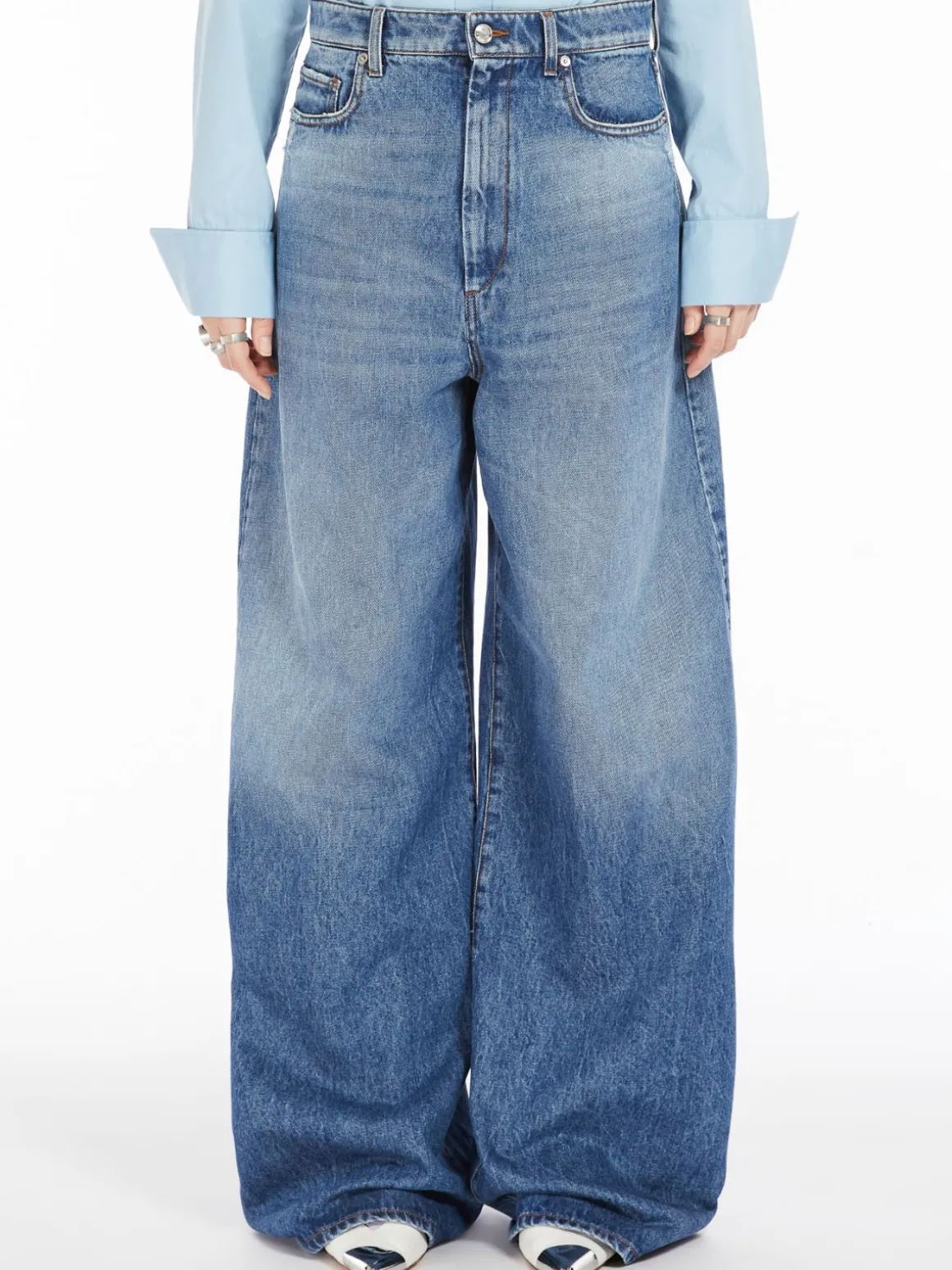 Oversized low-rise 5-pocket trousers