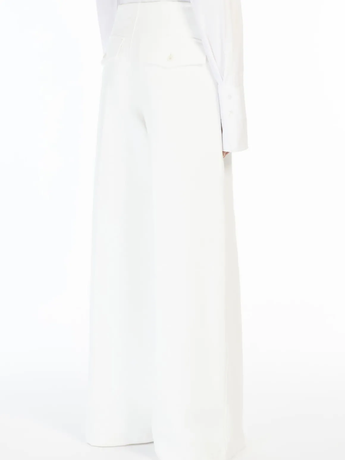 Oversized trousers