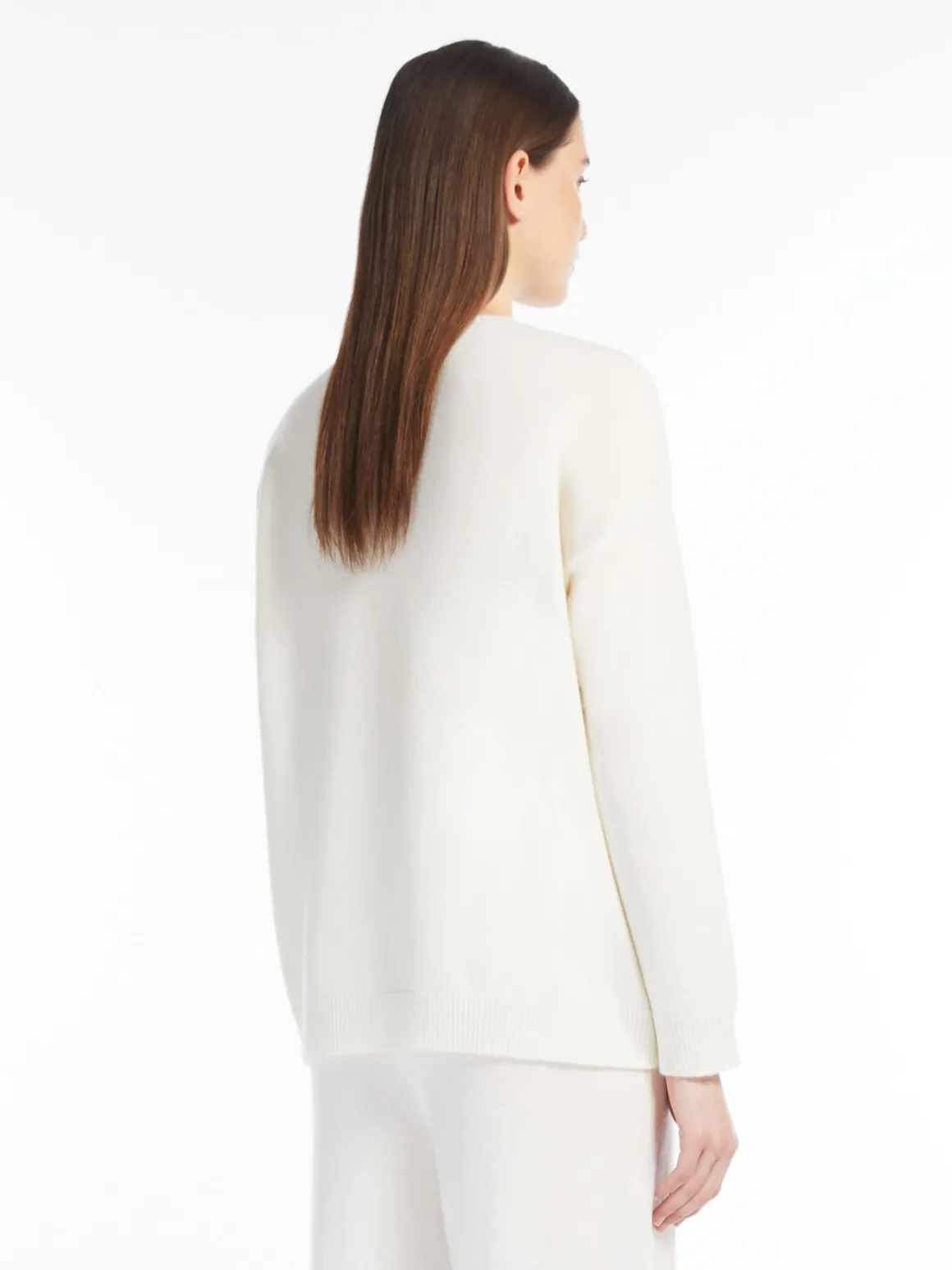 Oversized wool and cashmere jumper