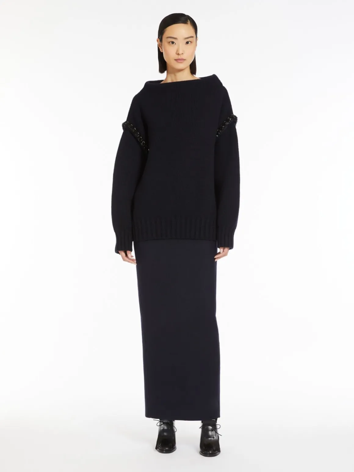 Oversized wool jumper