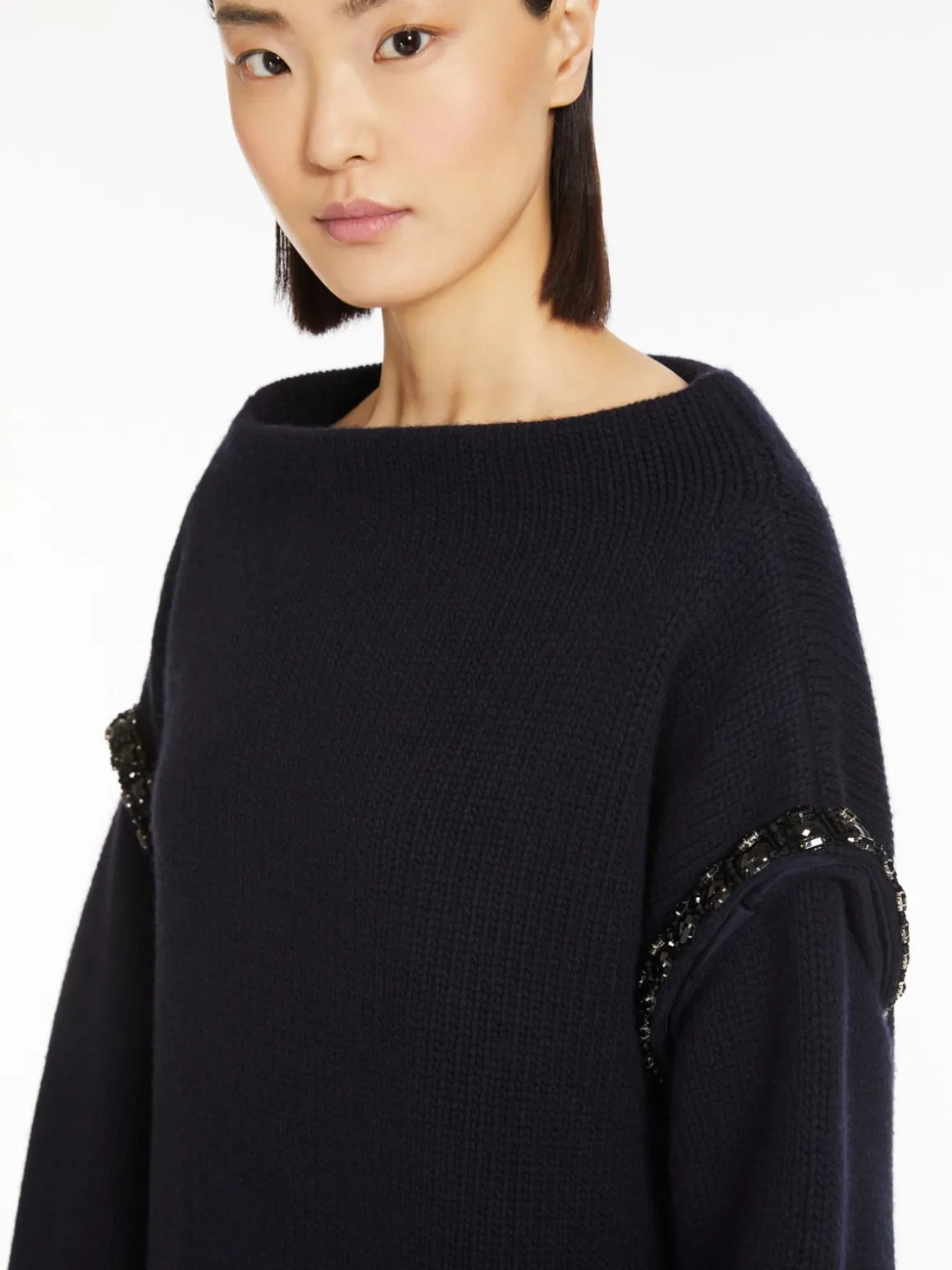 Oversized wool jumper