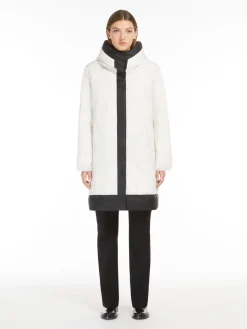 Parka in water-repellent canvas with hood