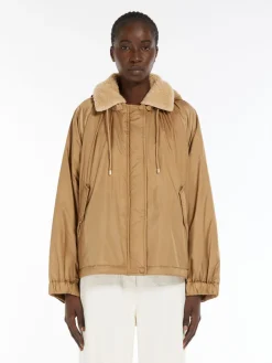 Reversible water-repellent canvas windbreaker