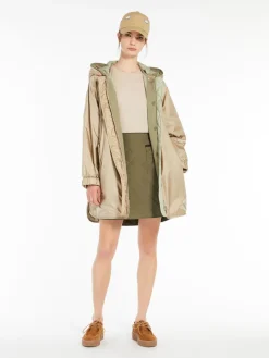 Reversible water-repellent canvas parka