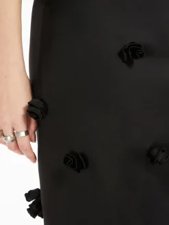 Rose-embroidered skirt