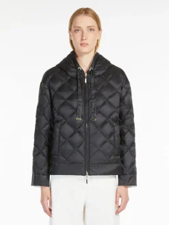 Short, reversible down jacket in water-repellent canvas