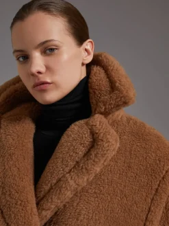 Short Teddy Bear Icon Coat