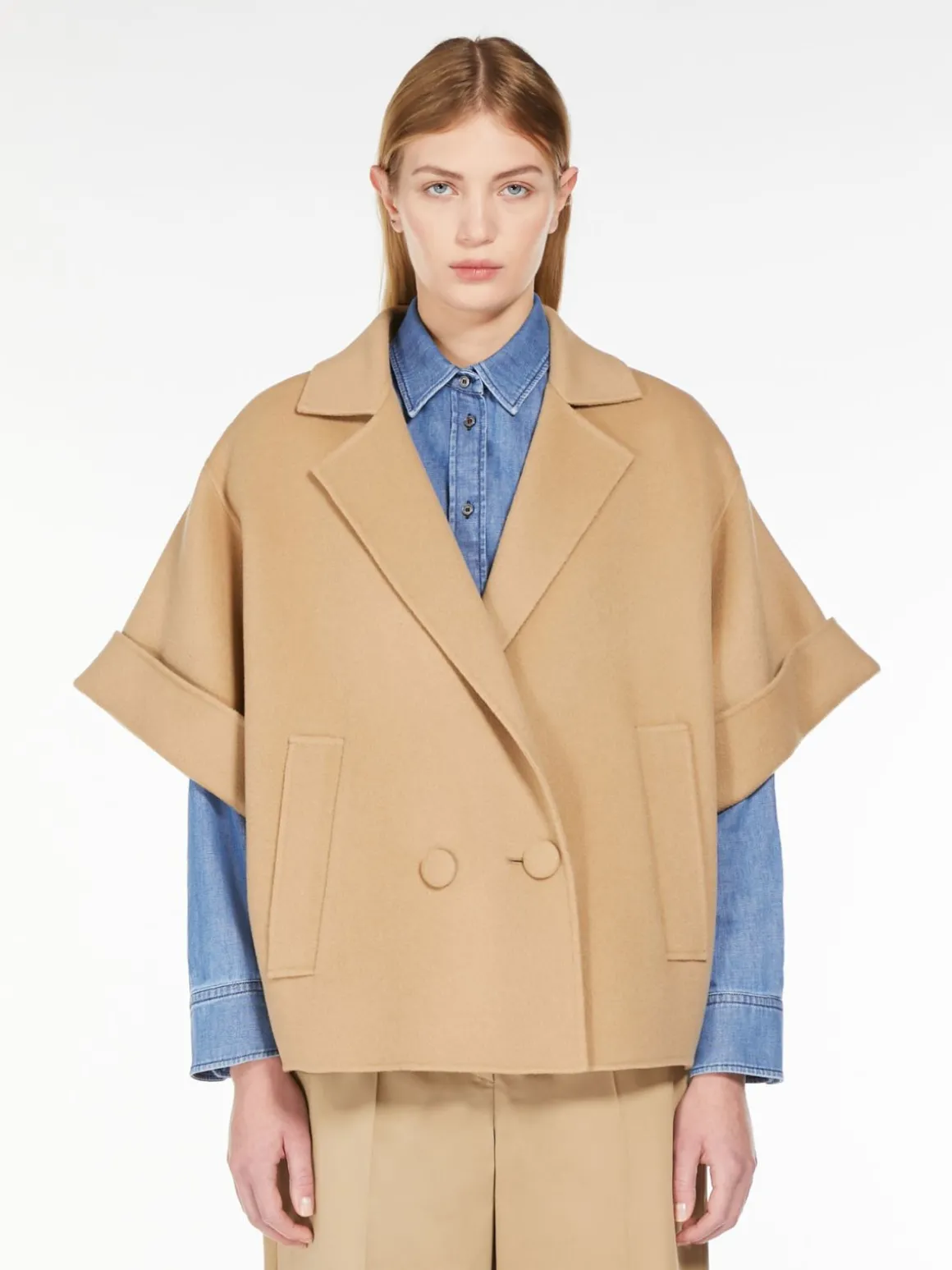 Short wool coat