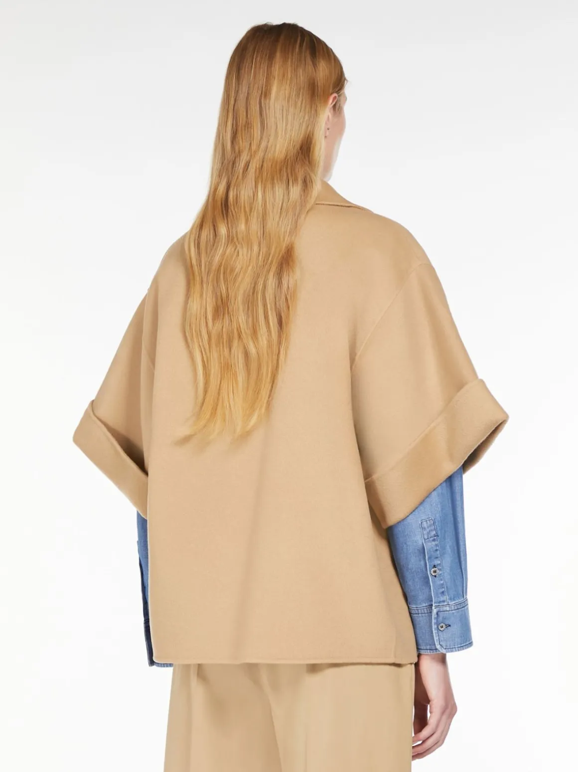 Short wool coat