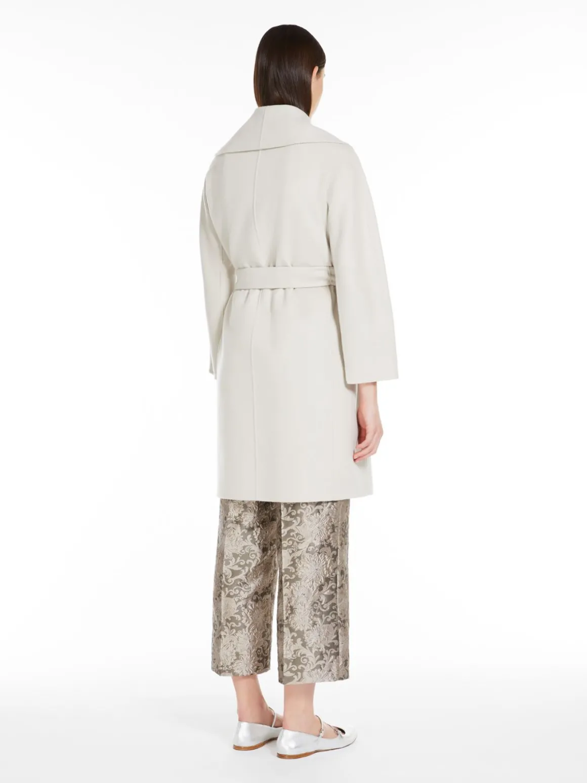 Short wool coat