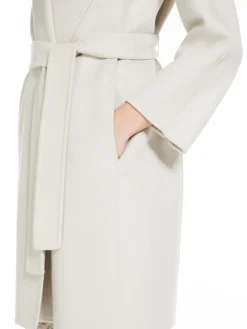 Short wool coat