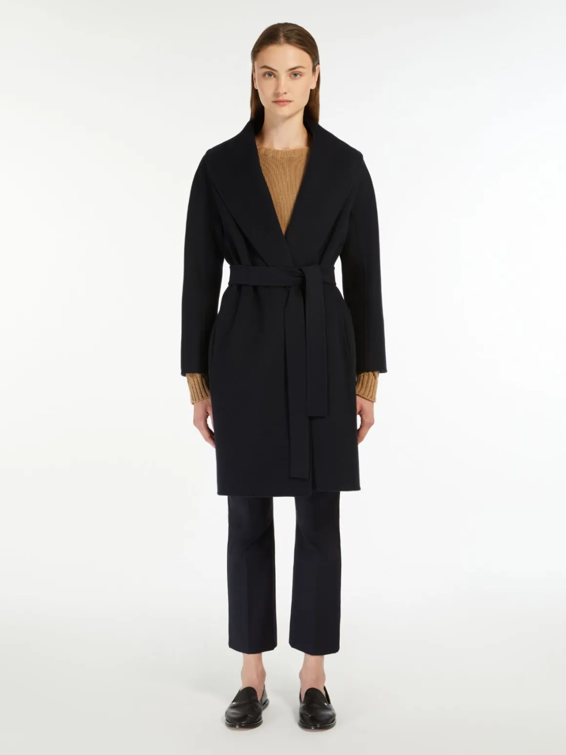 Short wool coat