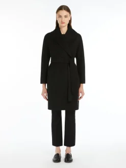 Short wool coat