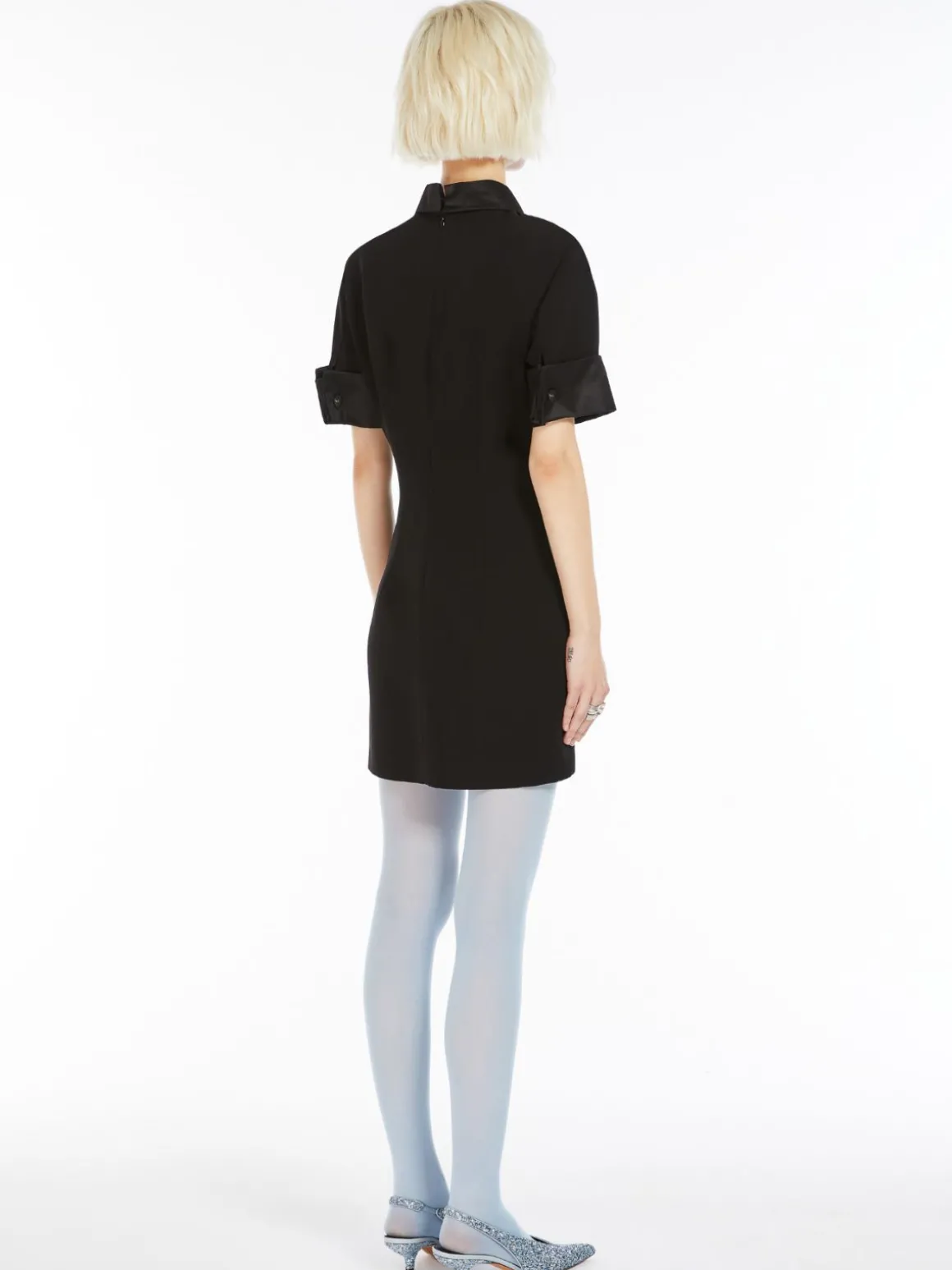 Short-sleeved mini dress